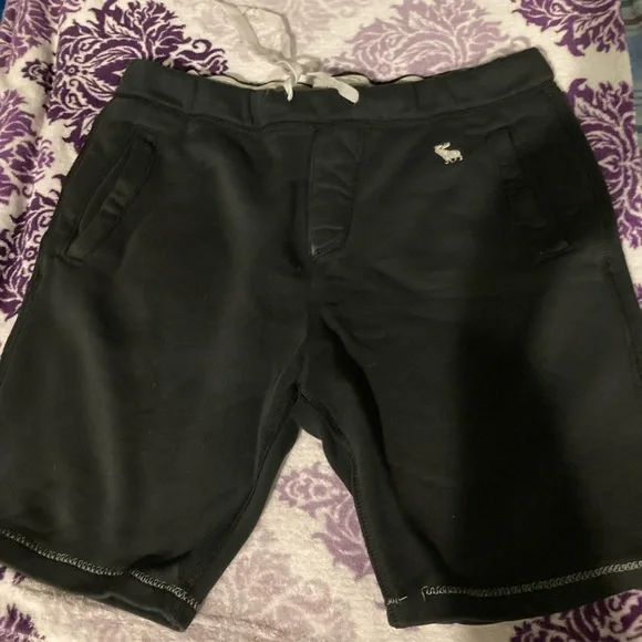 Men’s Abercrombie & Fitch Sweat Shorts small - Picture 1 of 4